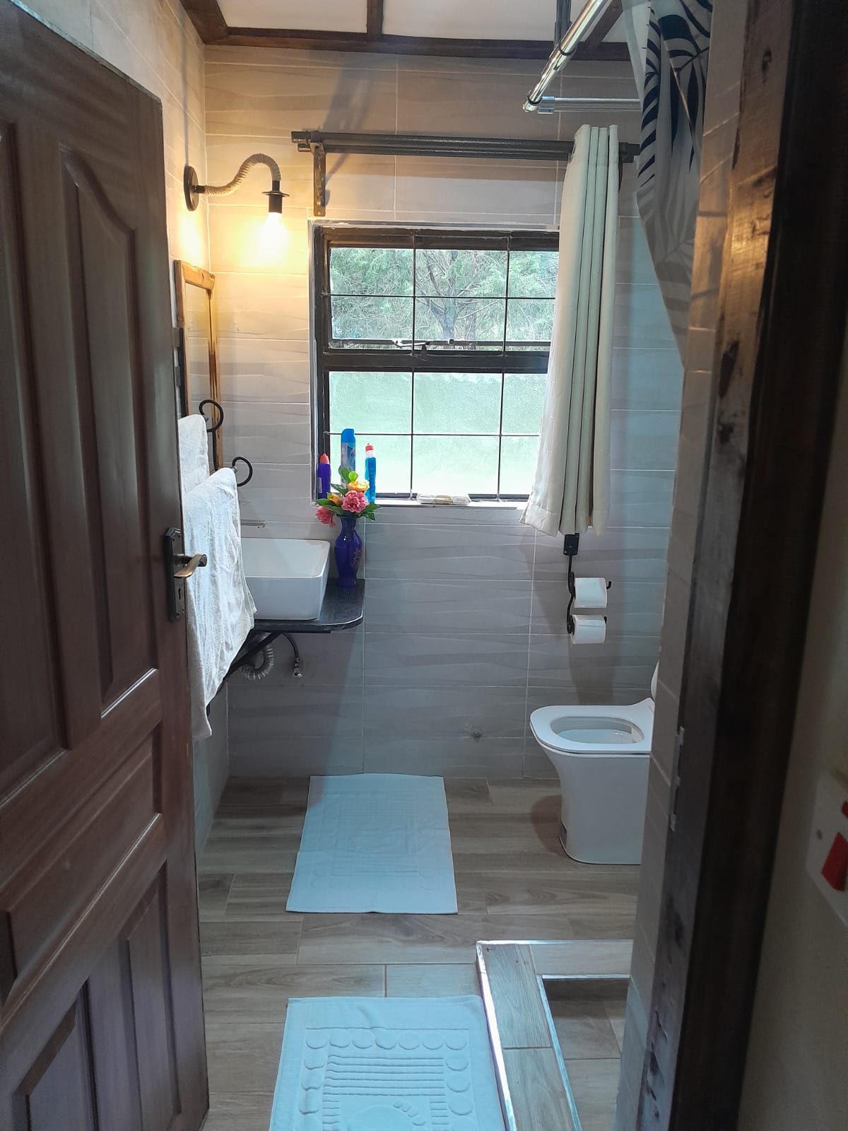 AirBnB Chrystal Milimani Nanyuki