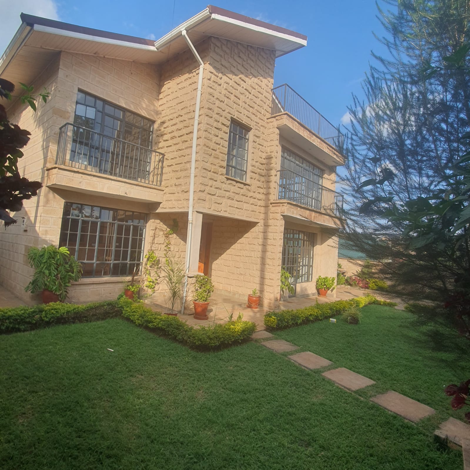 6 Bedroom mansionette Ngong'