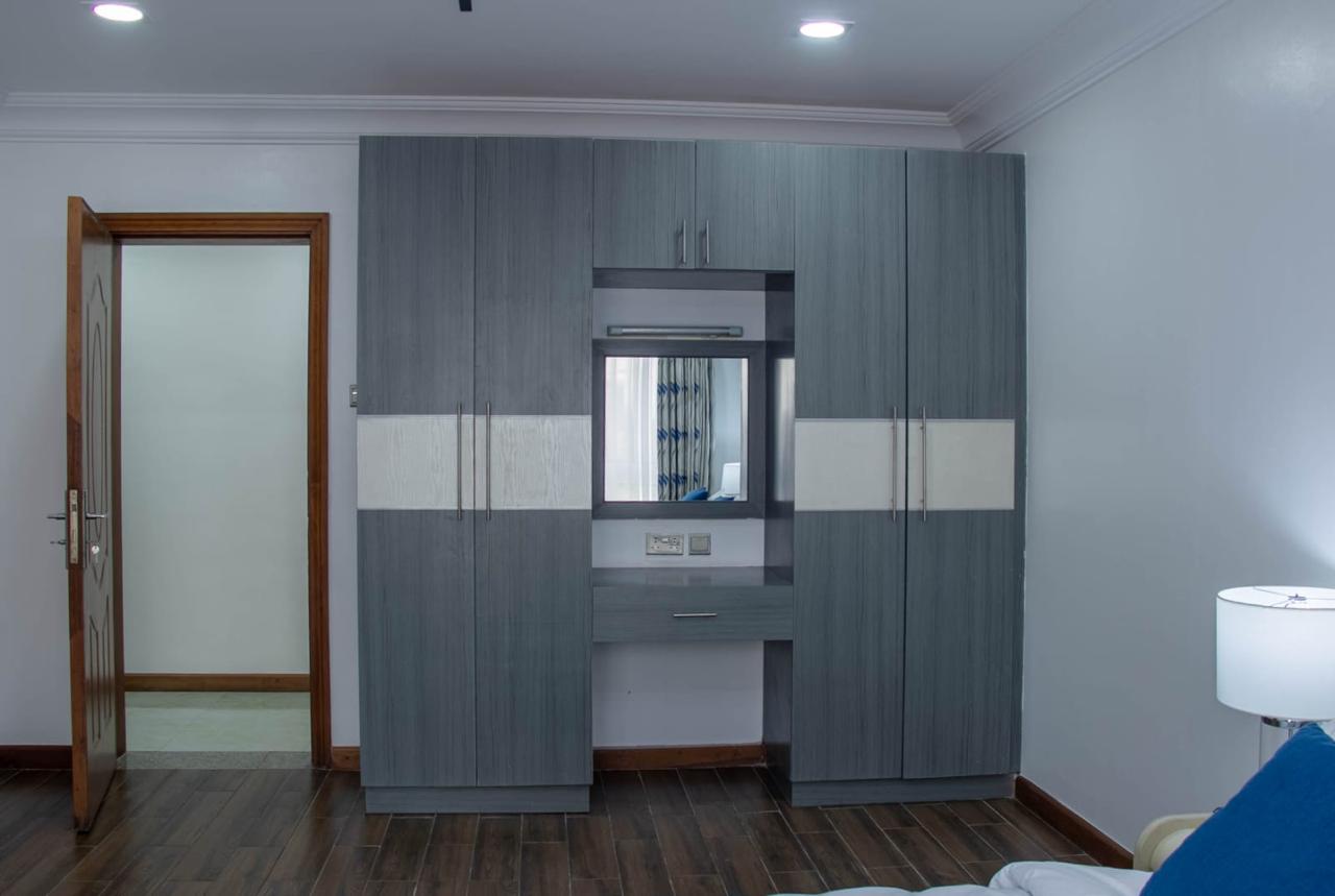 3 Bedroom Modern Apartment